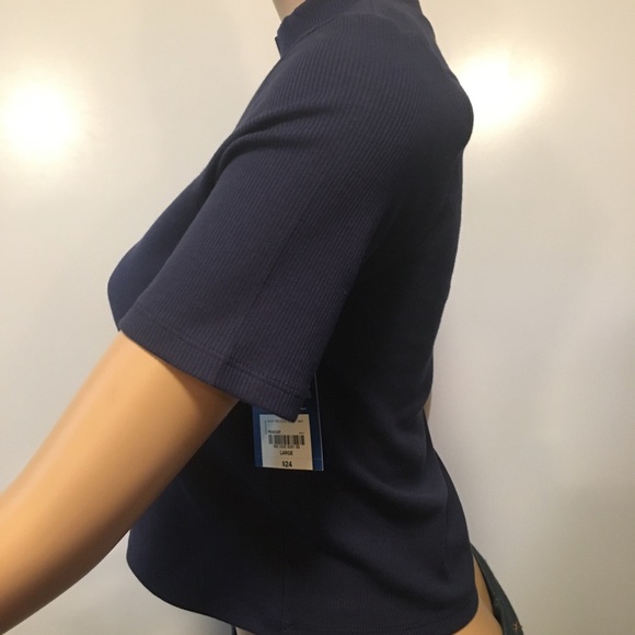 Arizona women’s shorts sleeves mock neck top - Picture 10 of 11